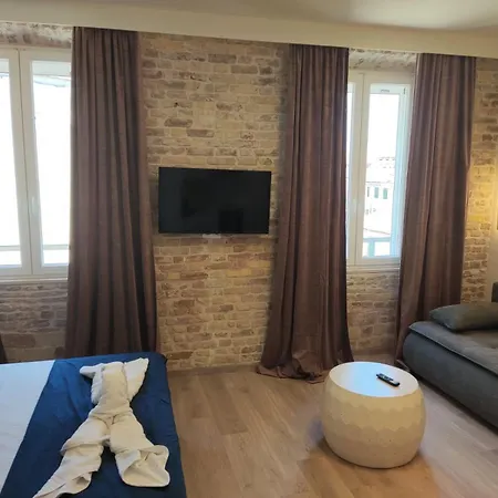 Contessina Freideriki Luxury Apartamento Corfu (city)