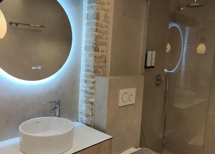 Contessina Freideriki Luxury Apartament *