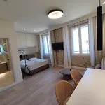 Contessina Freideriki Luxury Apartment