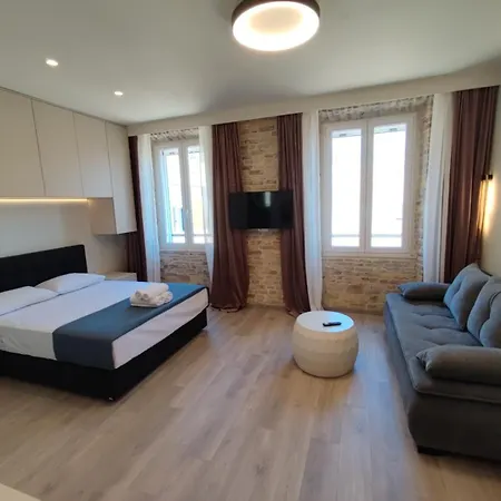 Contessina Freideriki Luxury