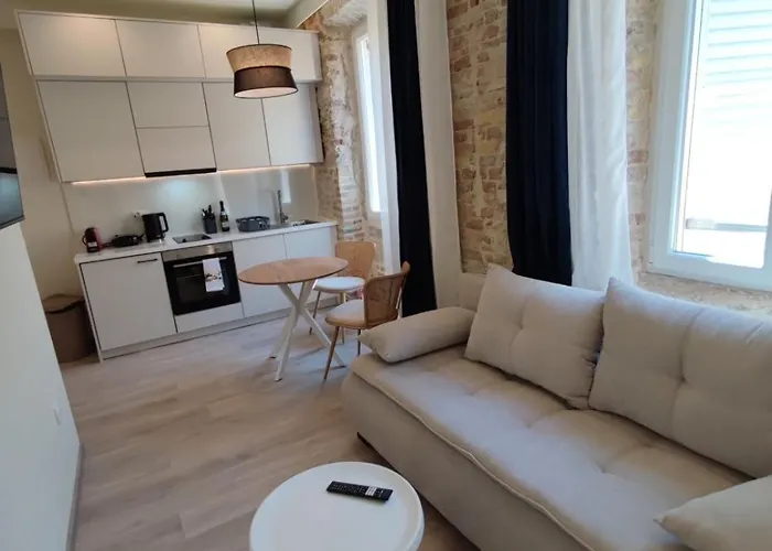 Contessina Freideriki Luxury