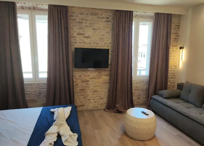 Contessina Freideriki Luxury Apartamento Corfu (city)